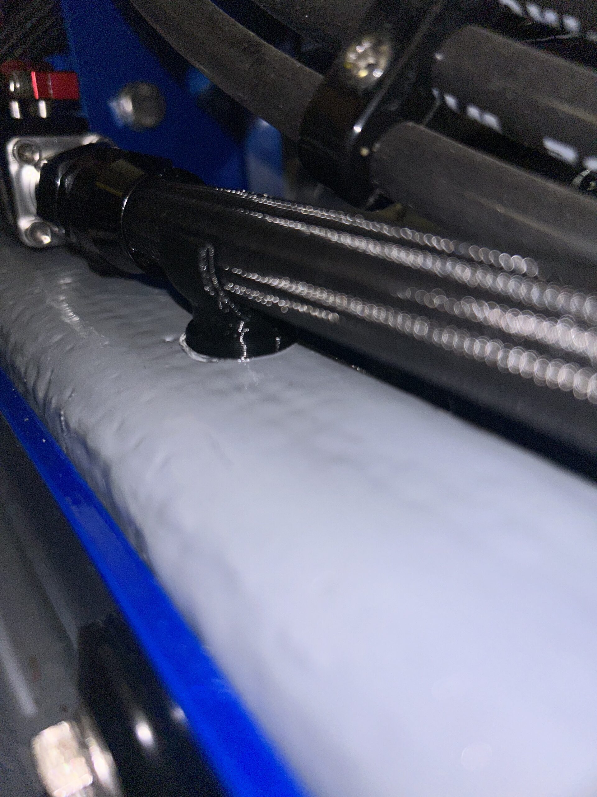 Custom 3D printed AN hose bracket for boats