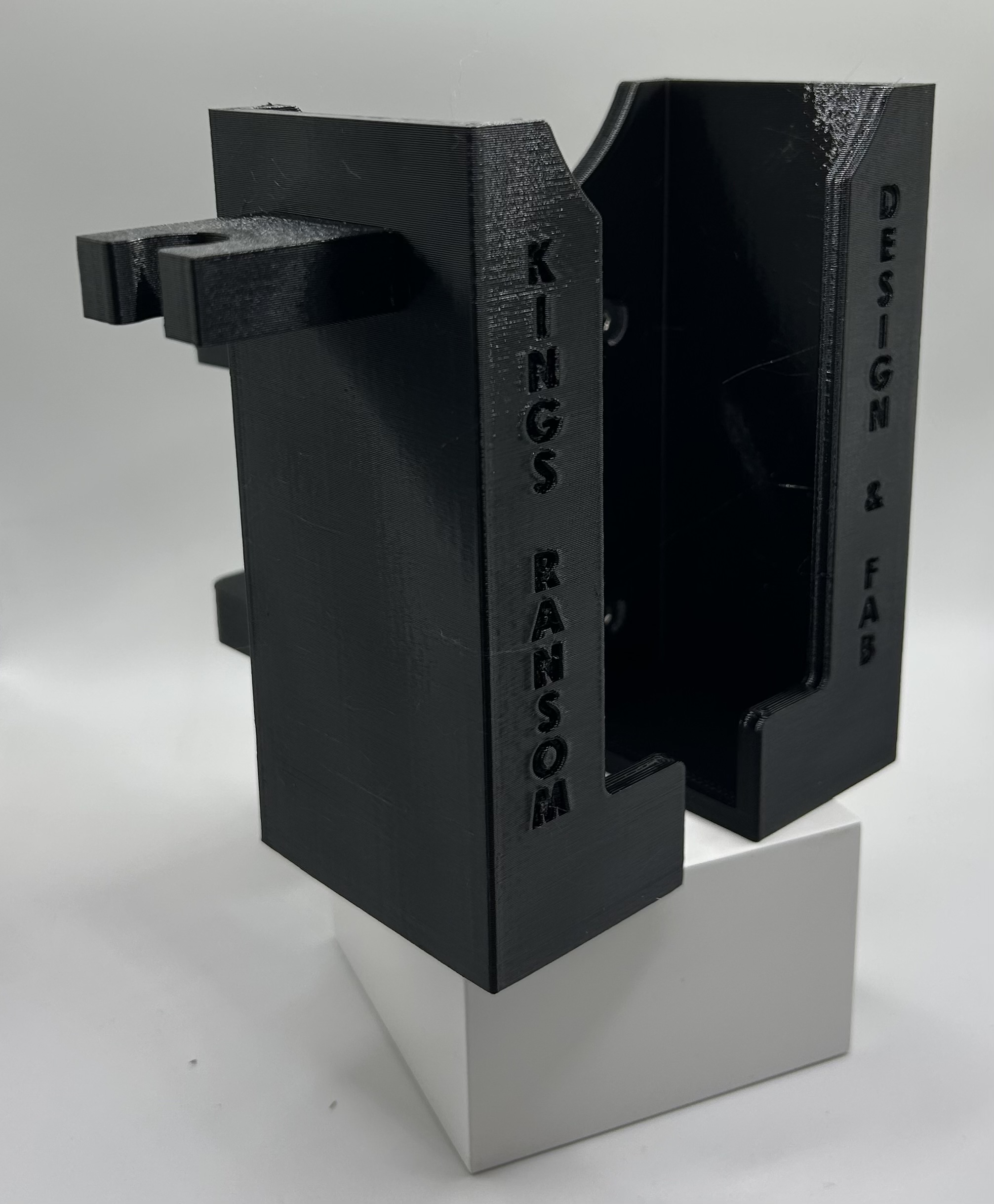 Custom 3D printed Air Pressure Gauge Bracket for Drag Racing